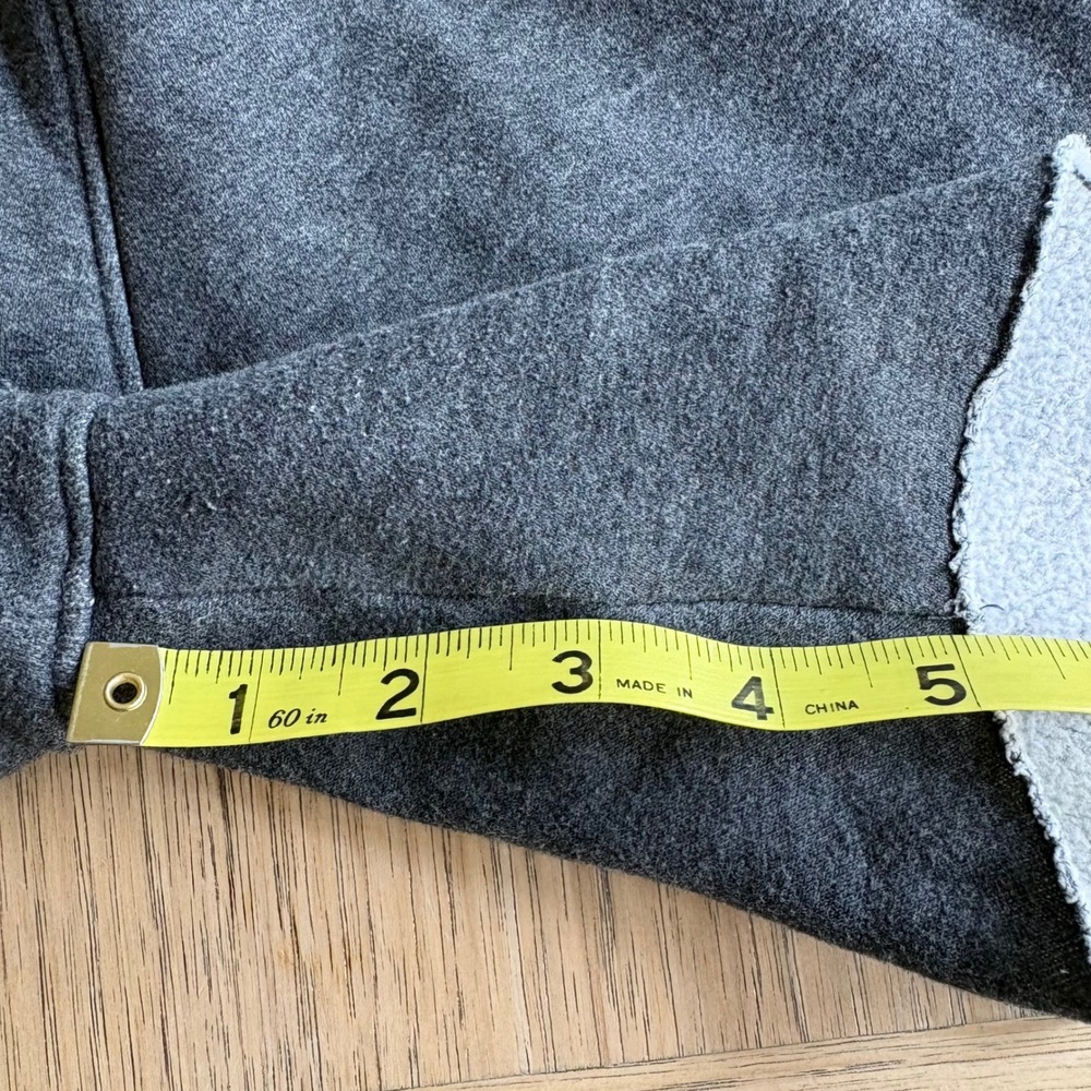 HOLLISTER Gray Sweat Shorts Drawstring Raw Hem Logo Fleece Mens LARGE Lounge Gym - Picture 4 of 4
